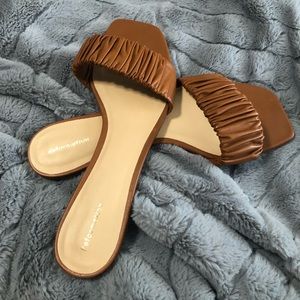 Reformation Marcella Ruched Flat sandal